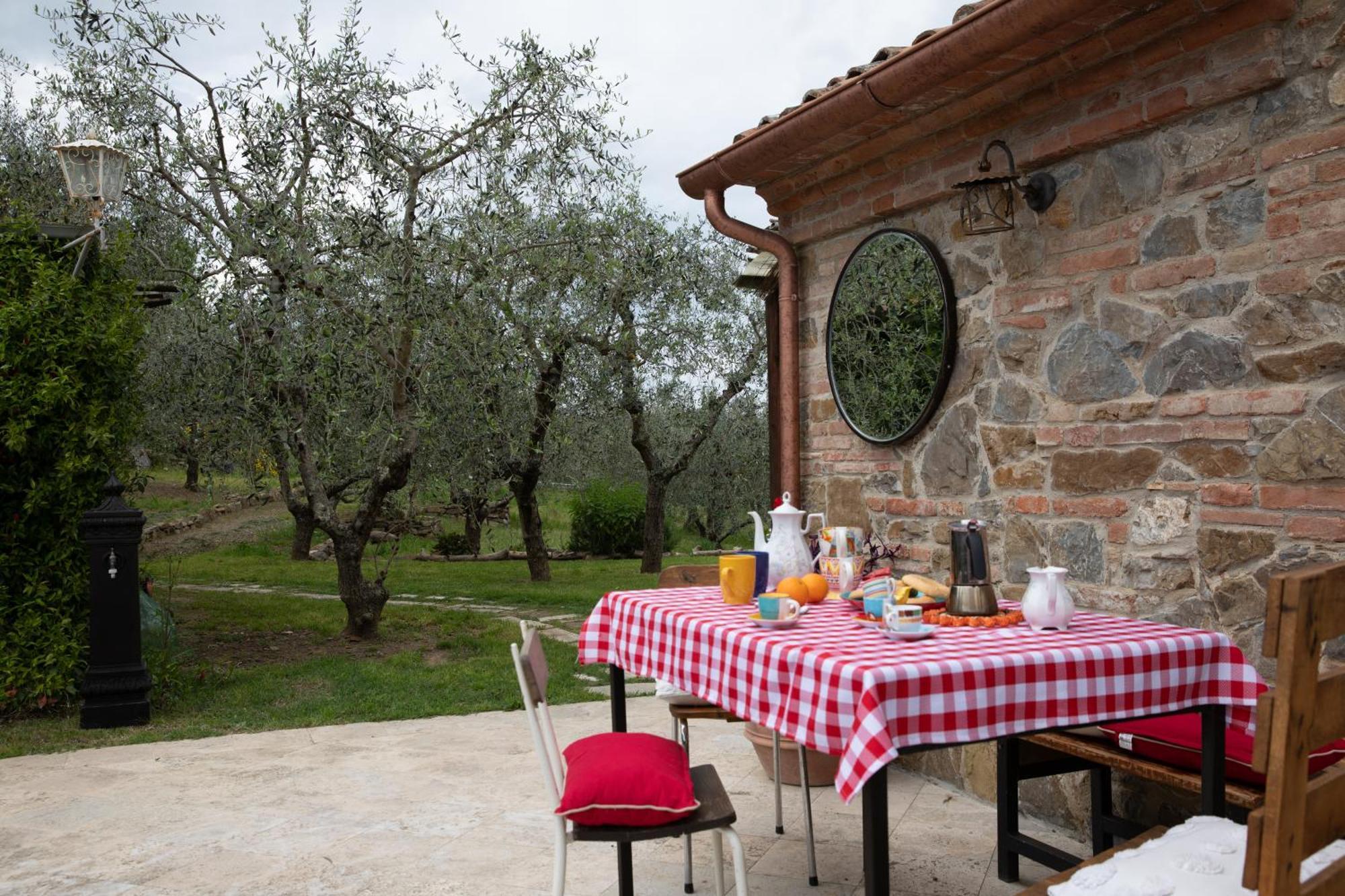 Apartamento Il Poggio Dell'Eremita Rigomagno Exterior foto